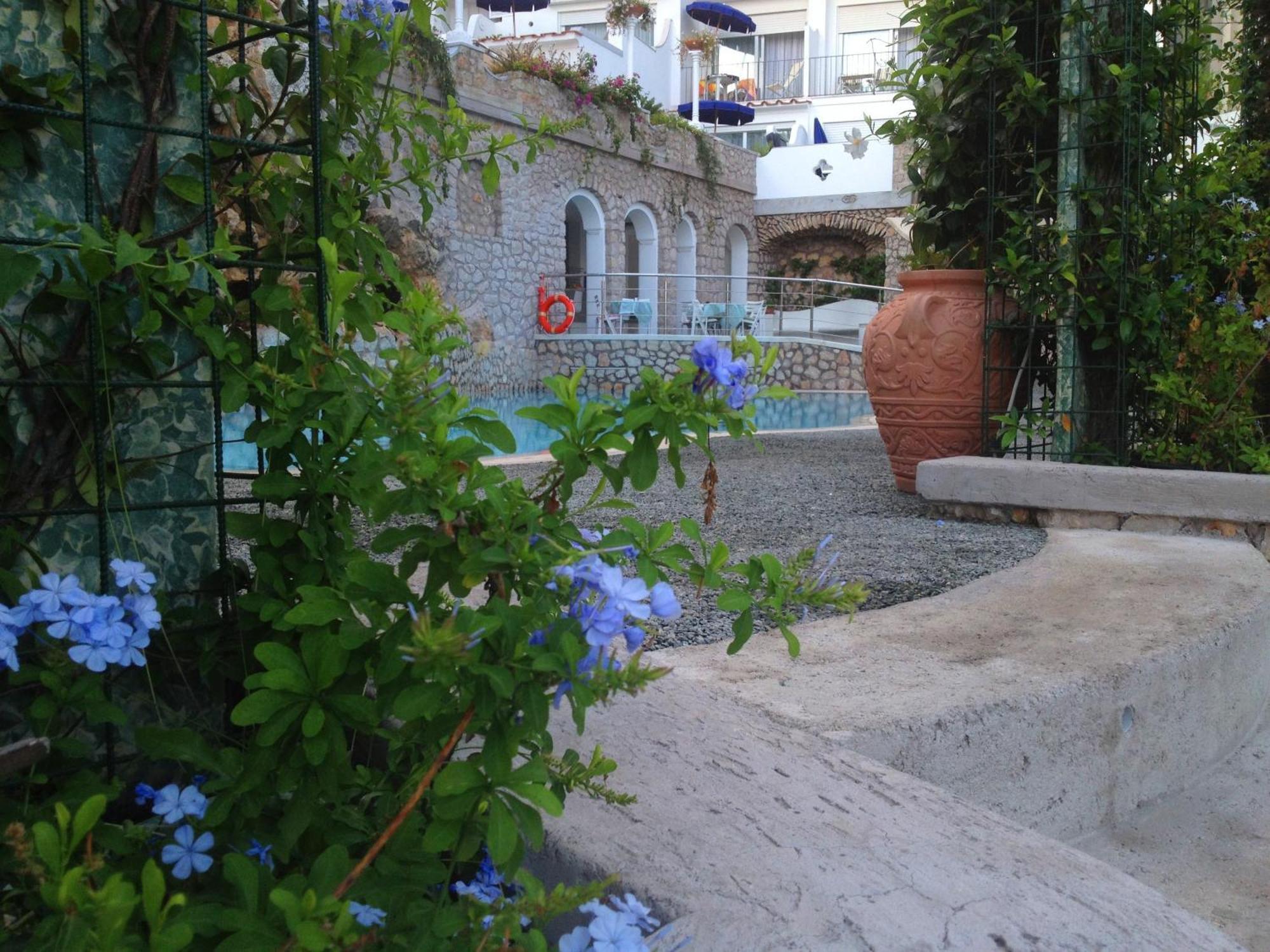 Hotel La Floridiana Capri Ngoại thất bức ảnh